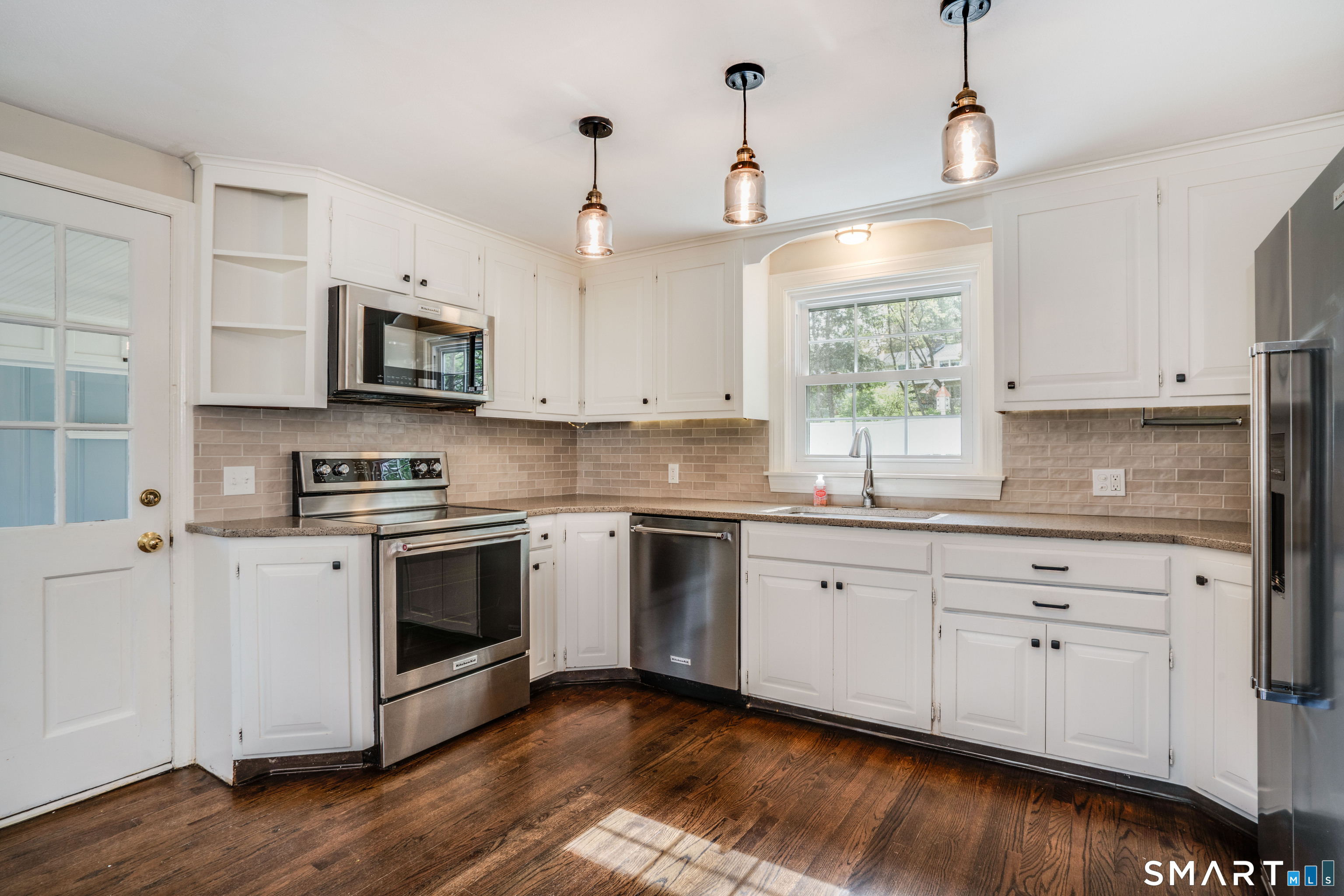 25 Meadow Farms Road