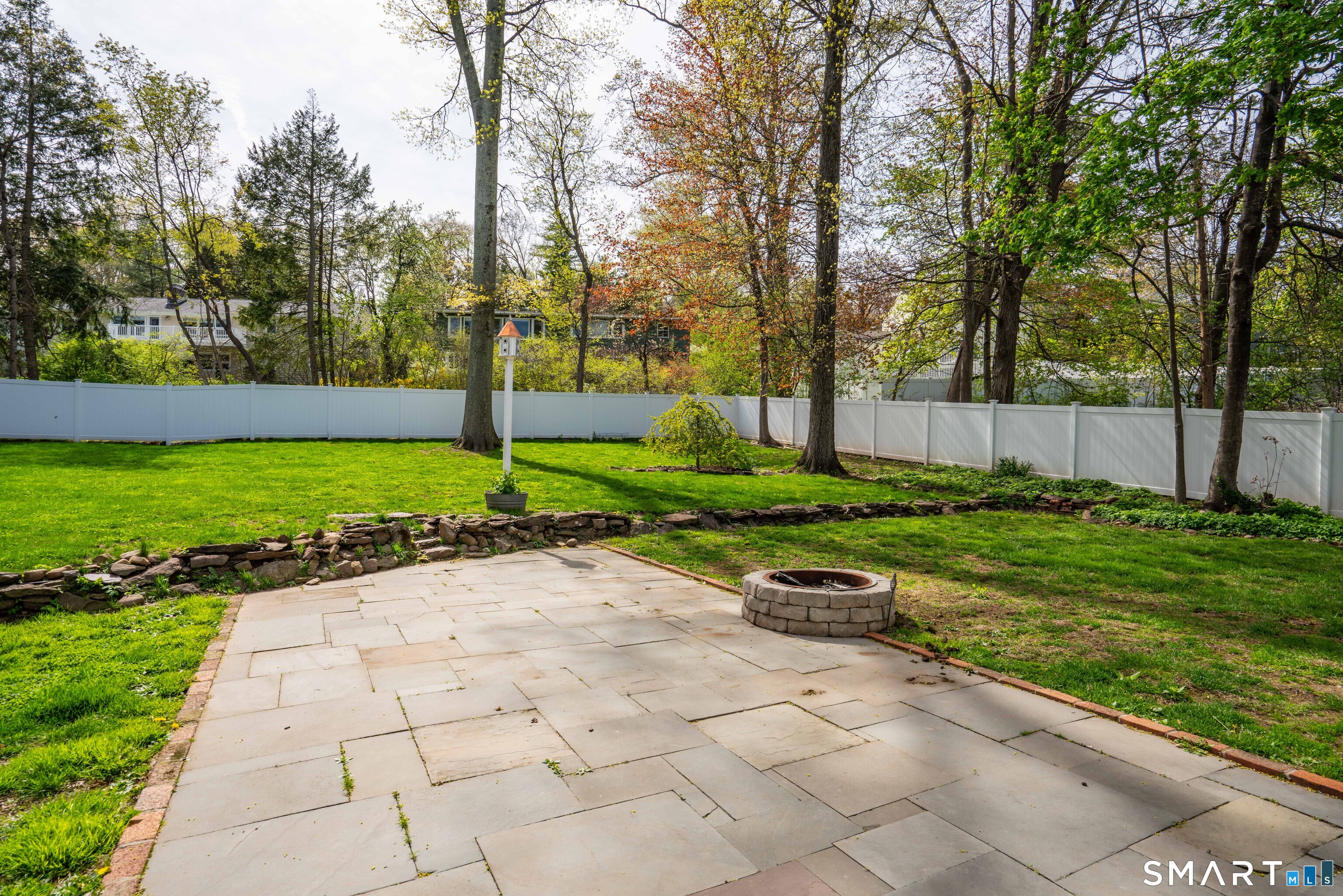 25 Meadow Farms Road