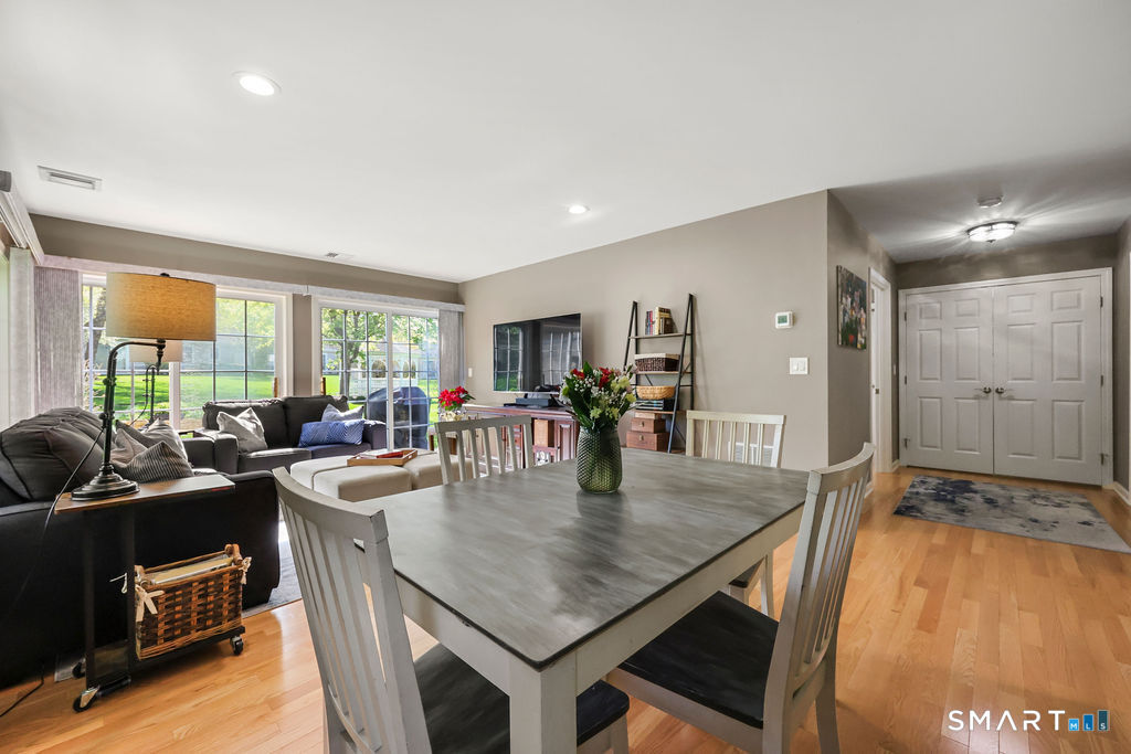 65 Henley Way 65