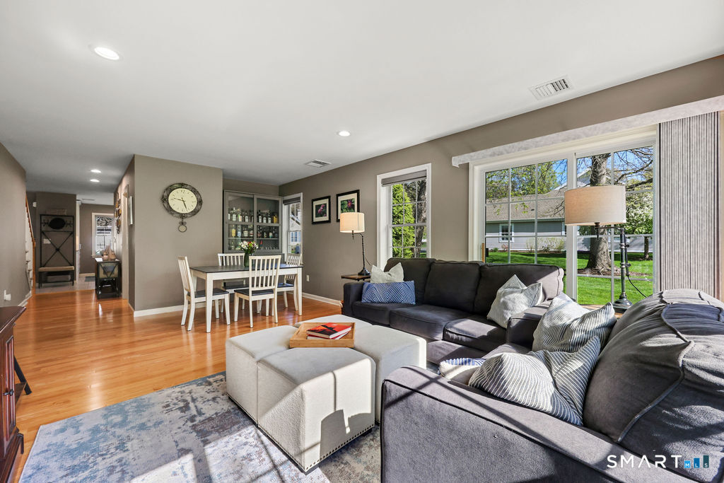 65 Henley Way 65