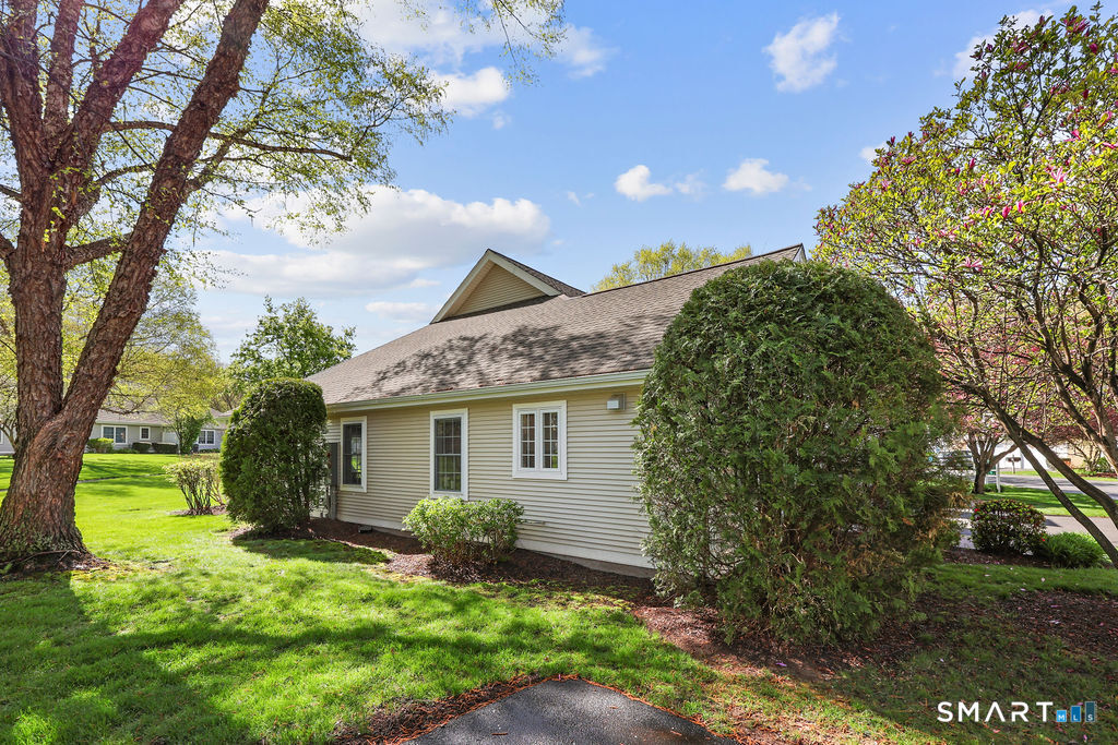 65 Henley Way 65