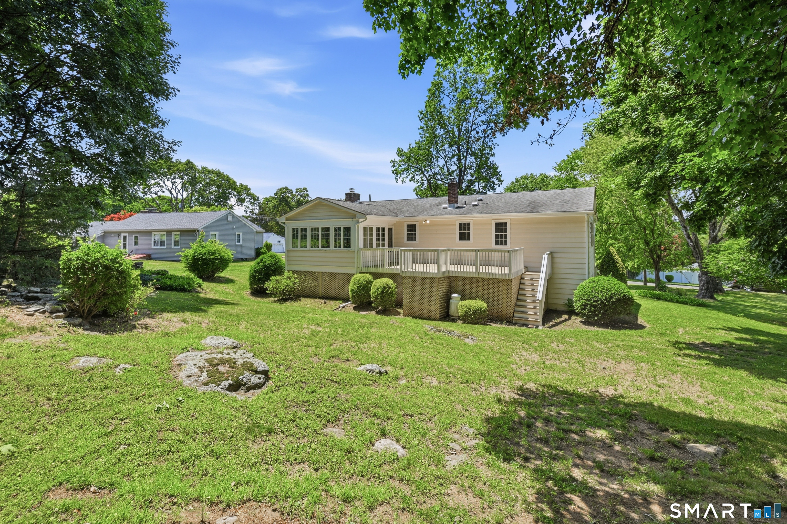 9 Crestwood Drive