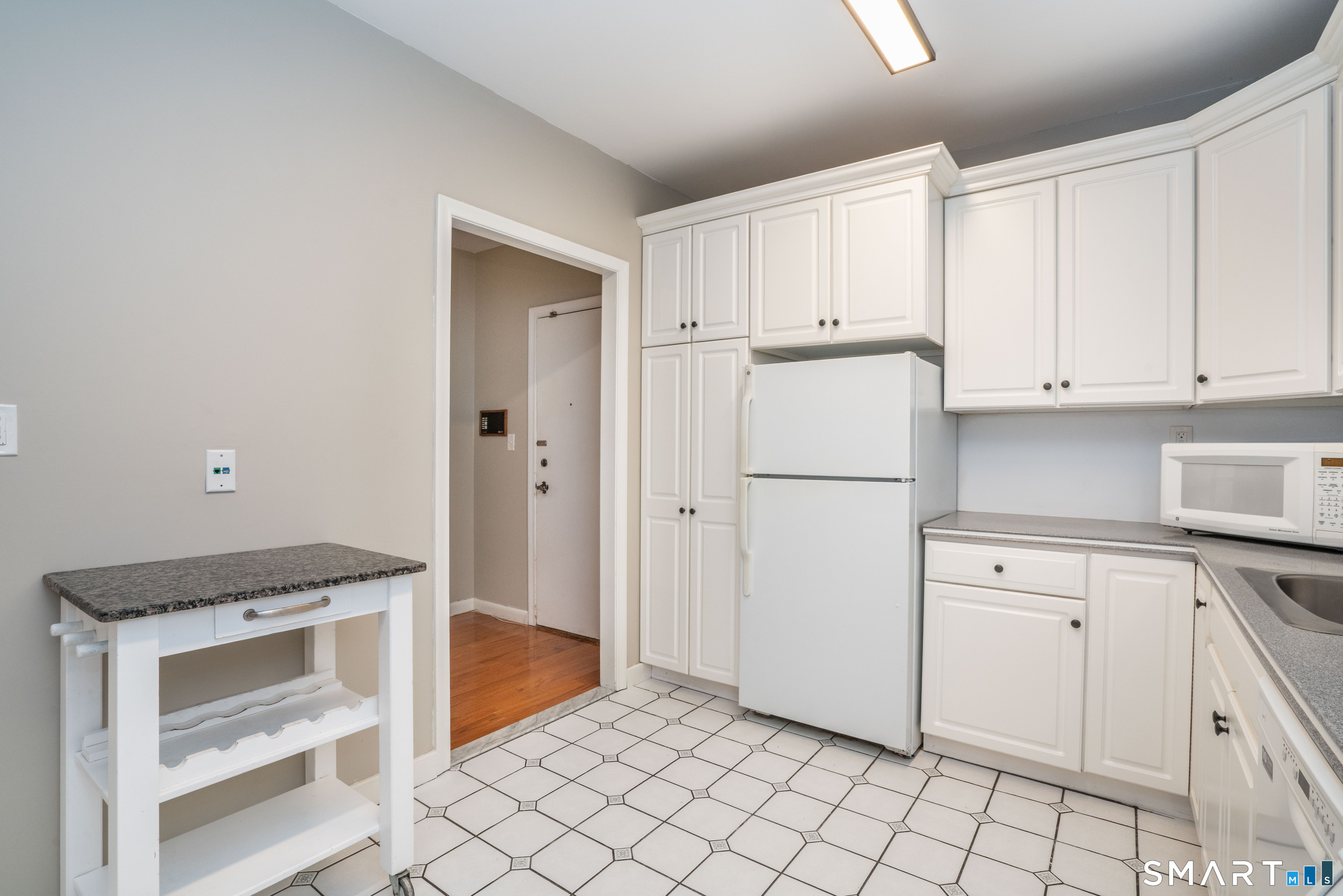 779 Prospect Avenue 14