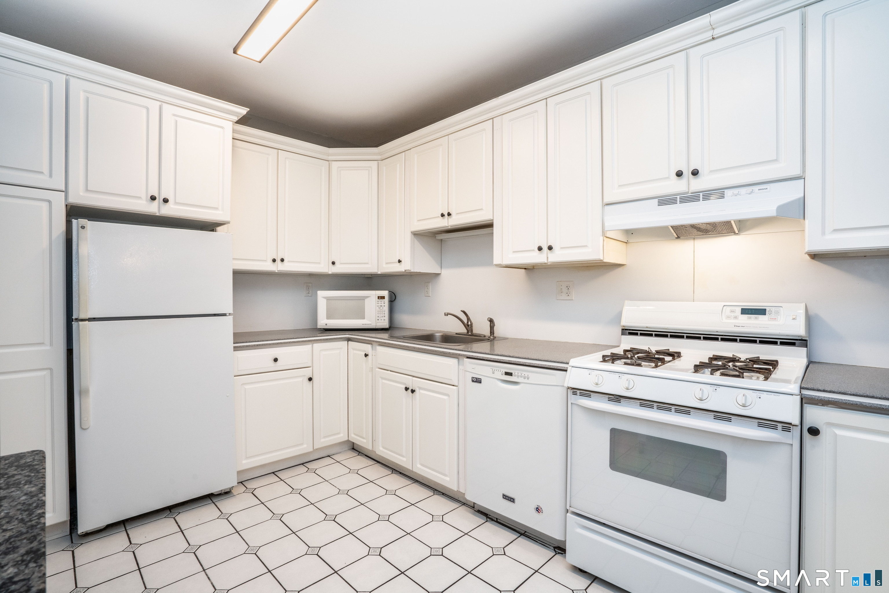 779 Prospect Avenue 14