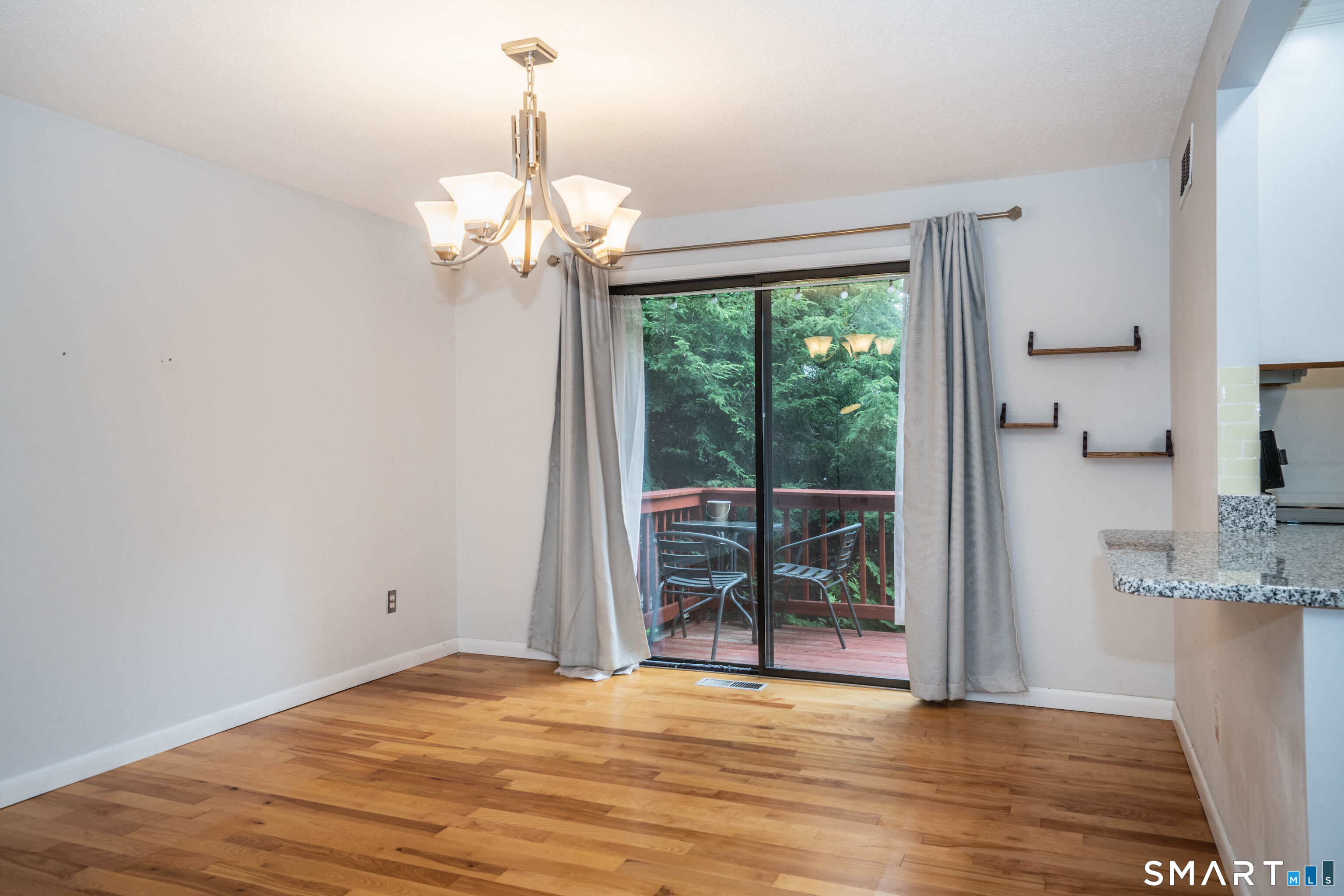 158 Mountain Road