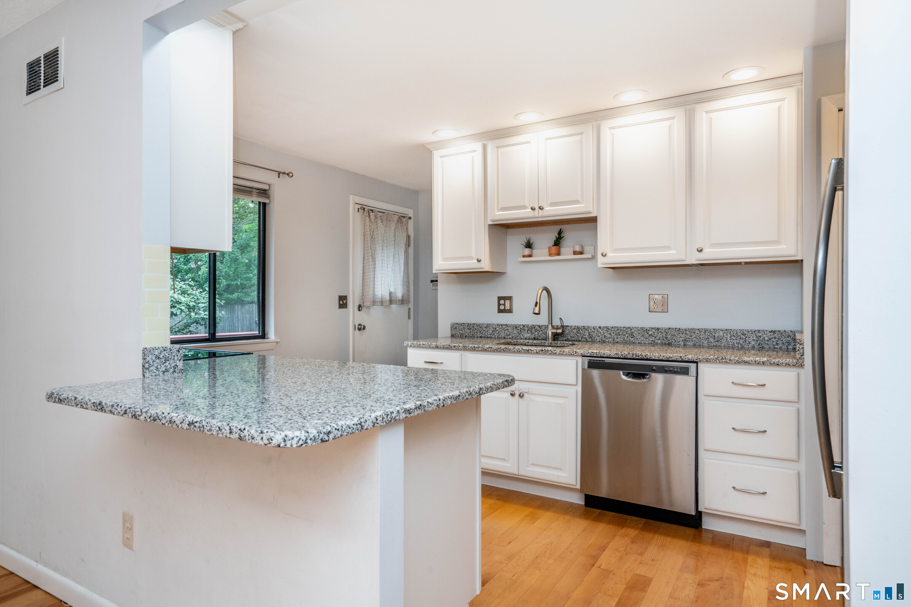 158 Mountain Road