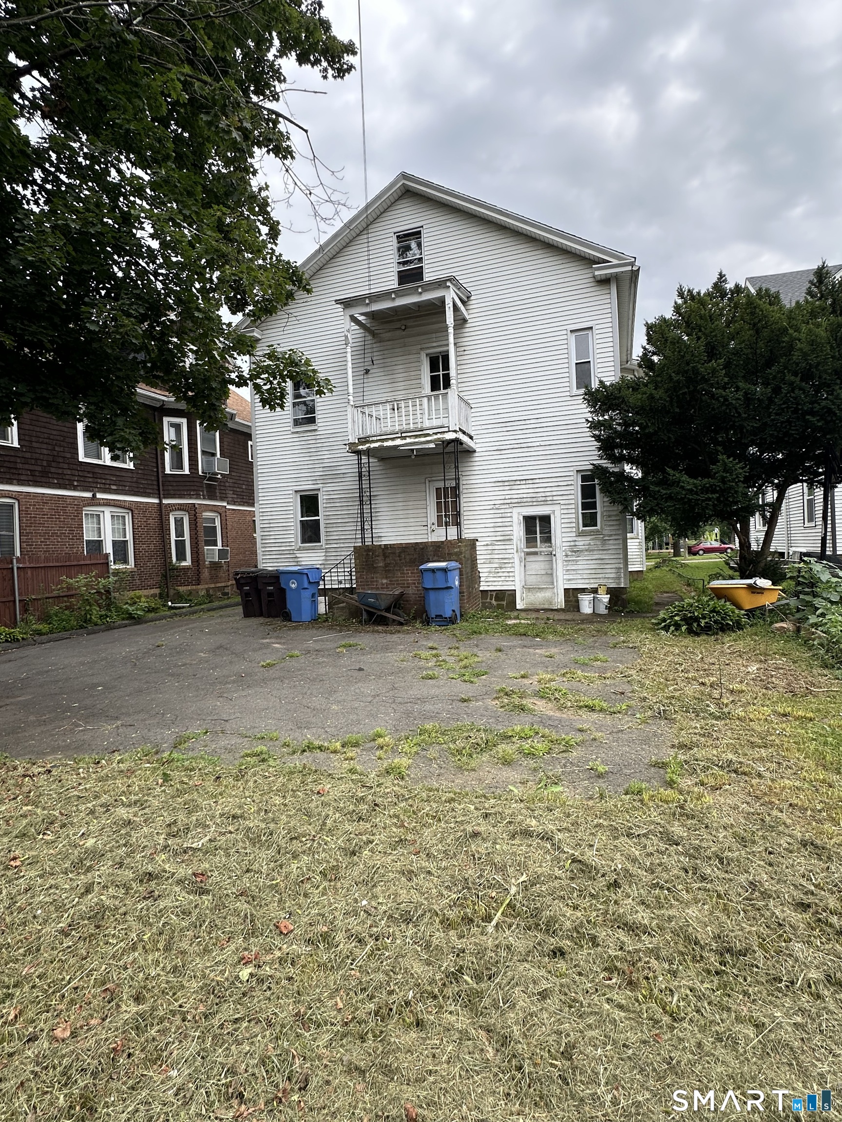 167 Shuttle Meadow Avenue