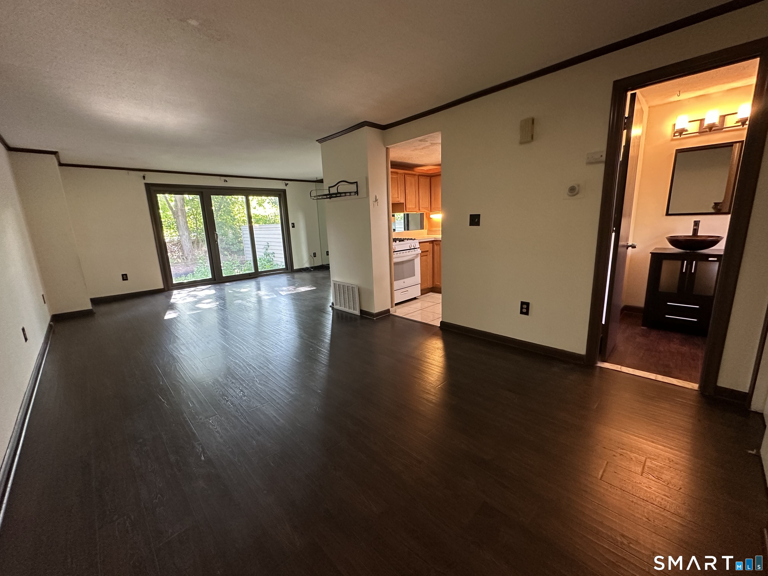 189 Spring Street Unit: 189