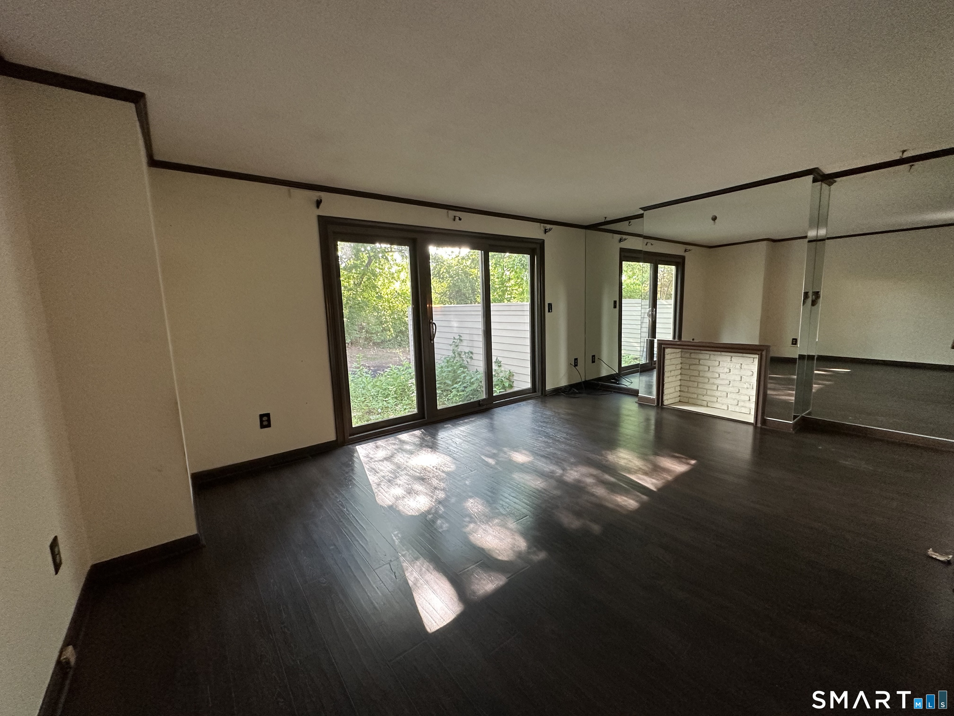 189 Spring Street Unit: 189