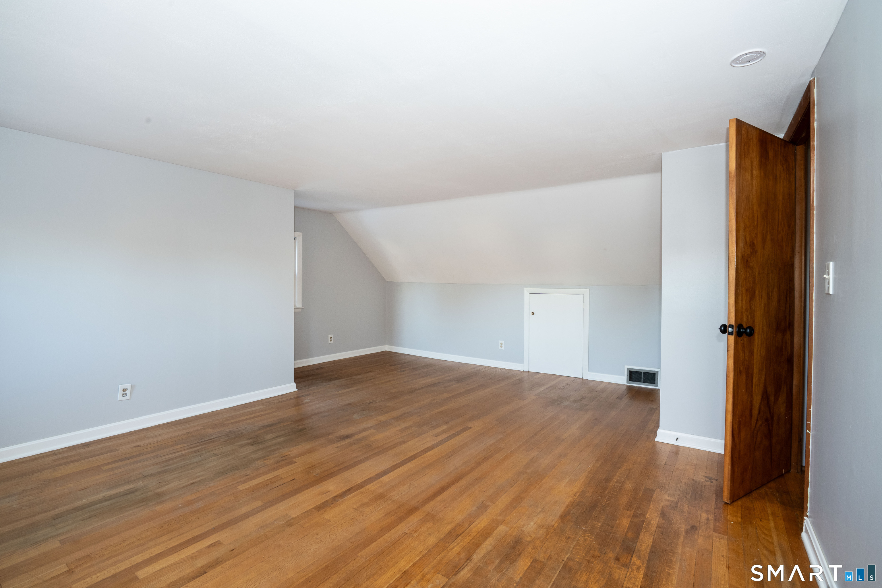 118 Randal Avenue