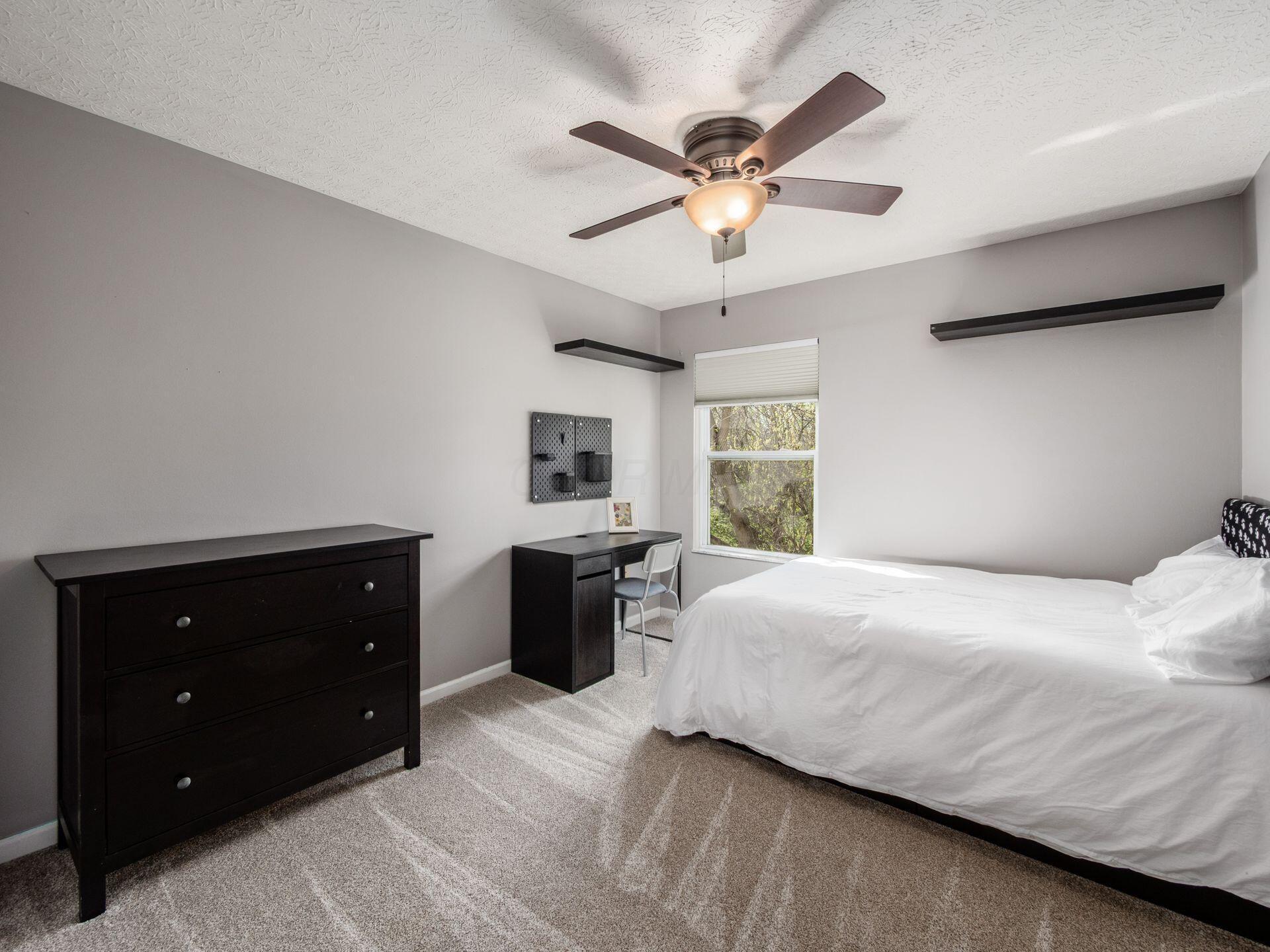 1328 Royal Oak Drive