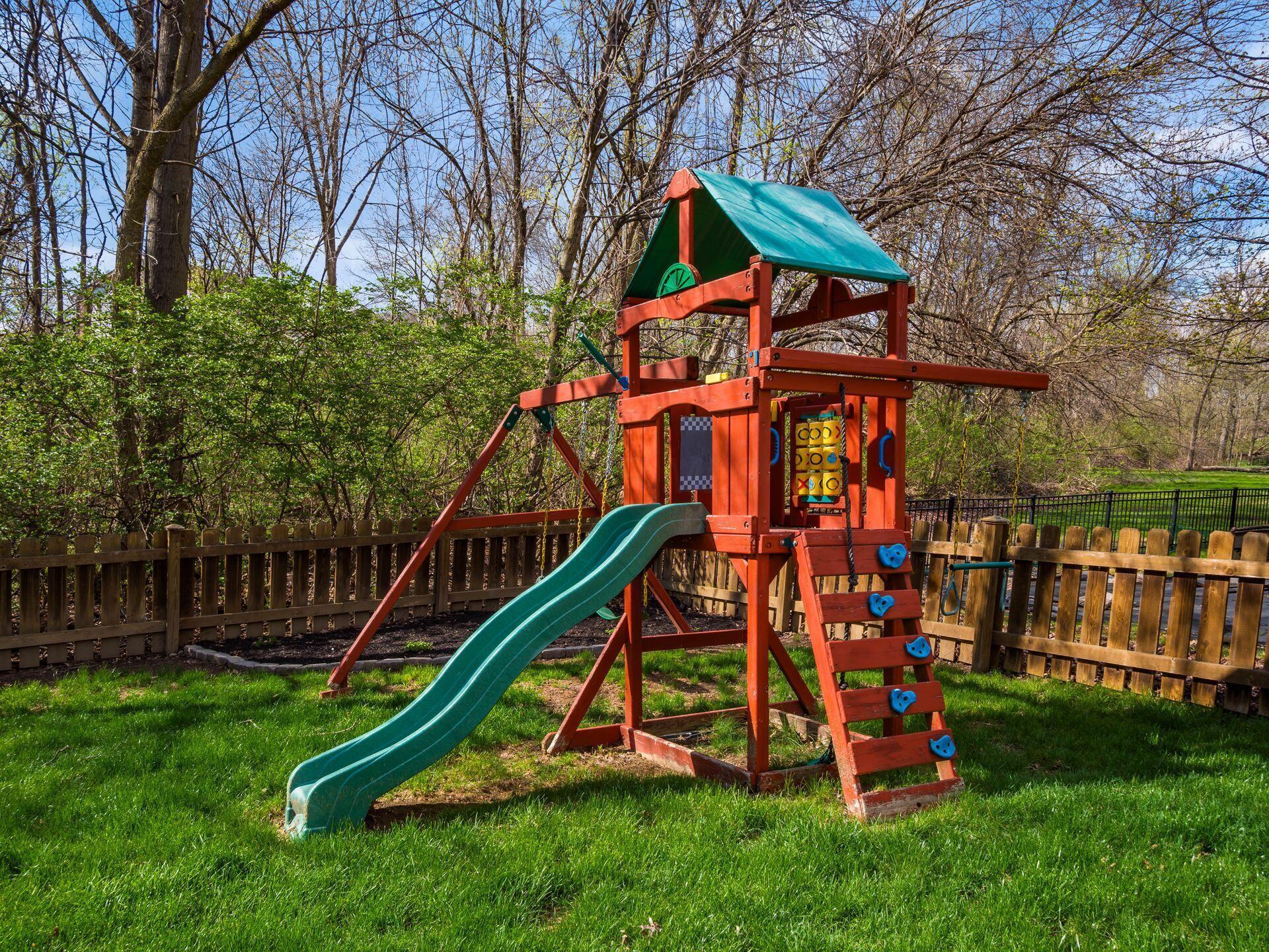 1328 Royal Oak Drive