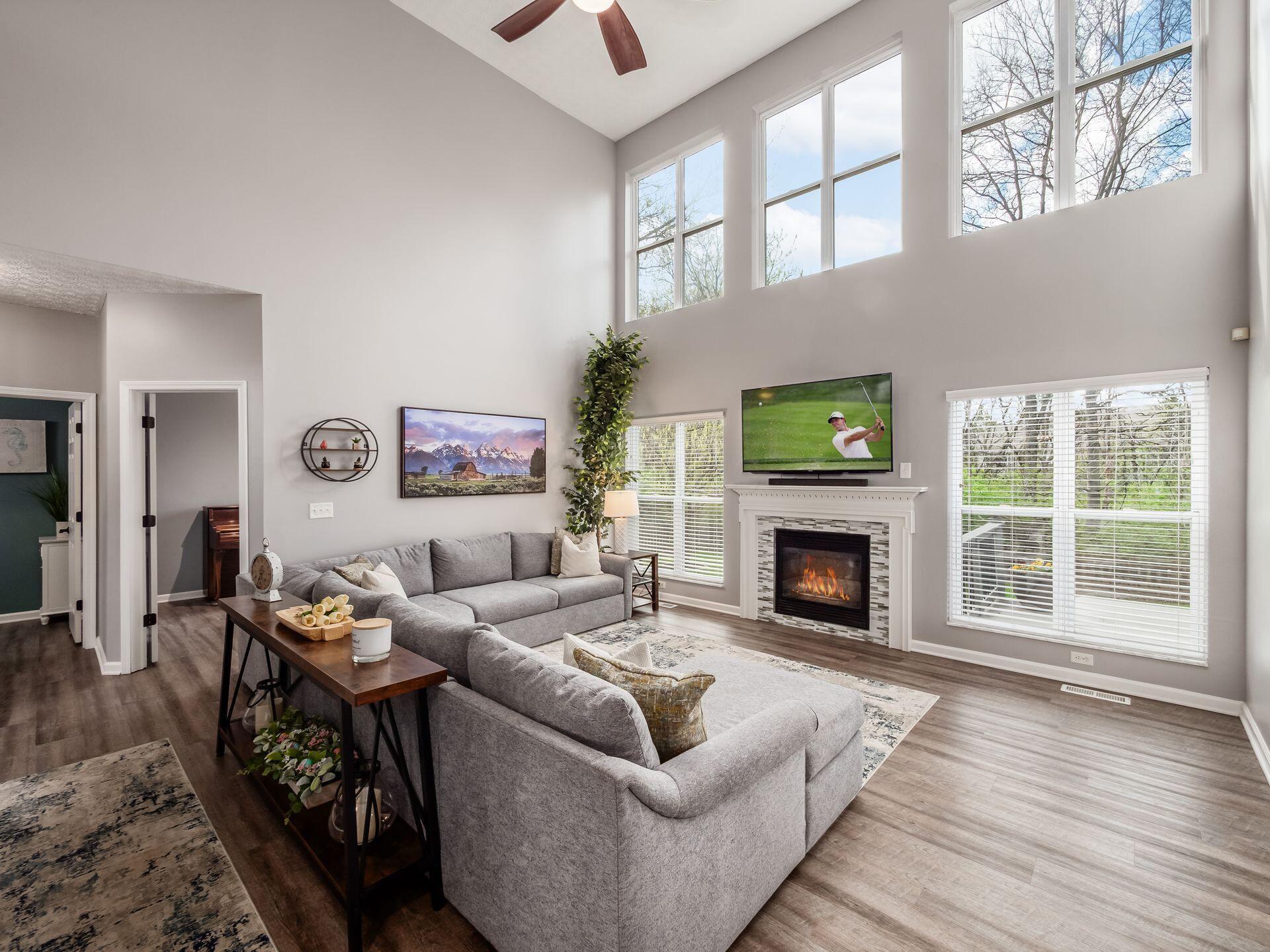 1328 Royal Oak Drive