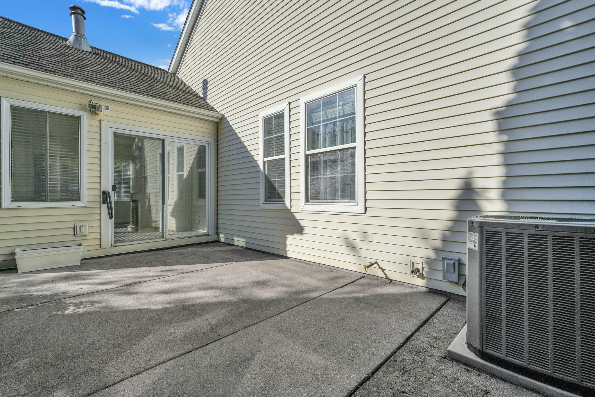 508 Straiton Square