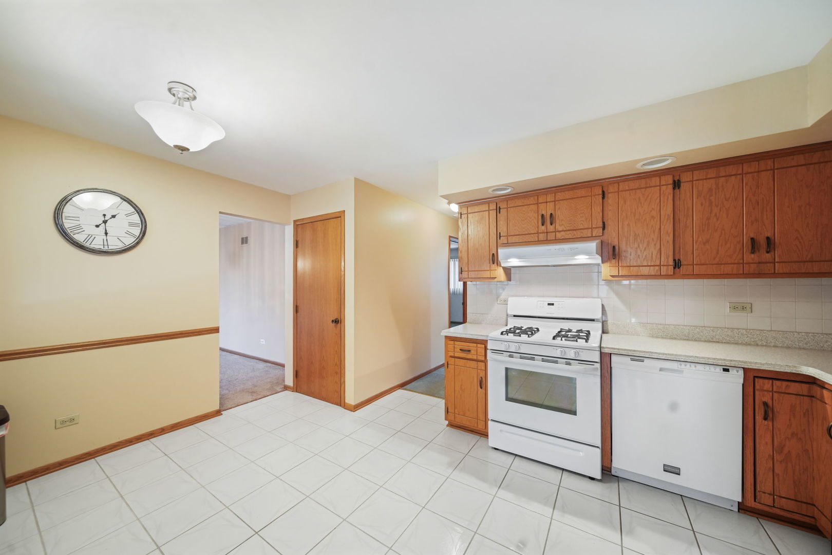 16064 Pine Drive Unit: 16064