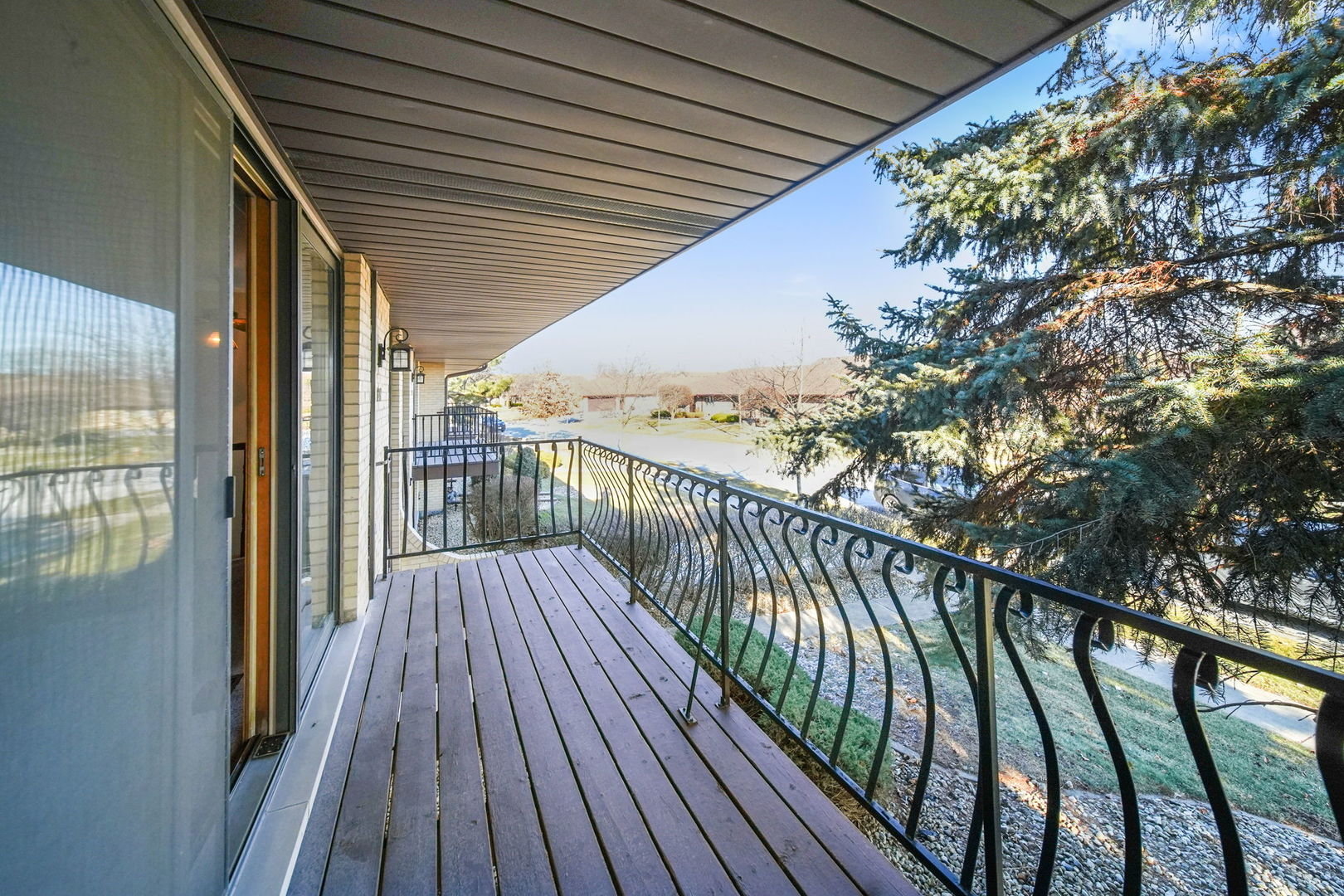 16064 Pine Drive Unit: 16064