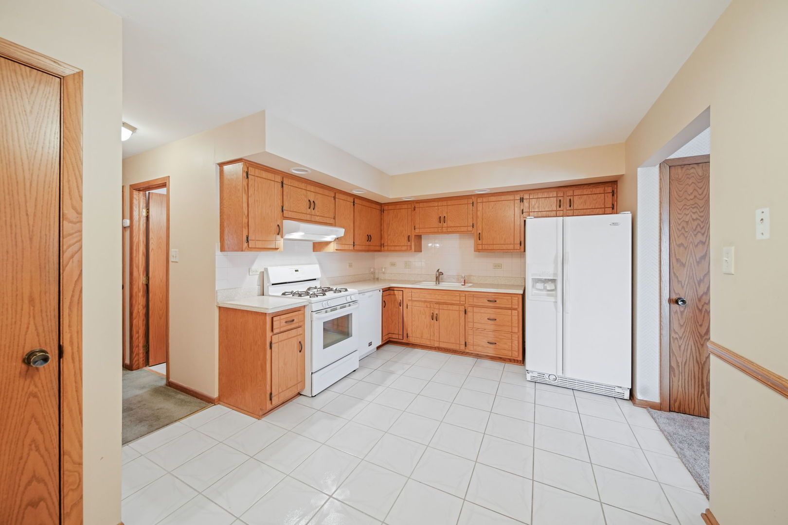 16064 Pine Drive Unit: 16064