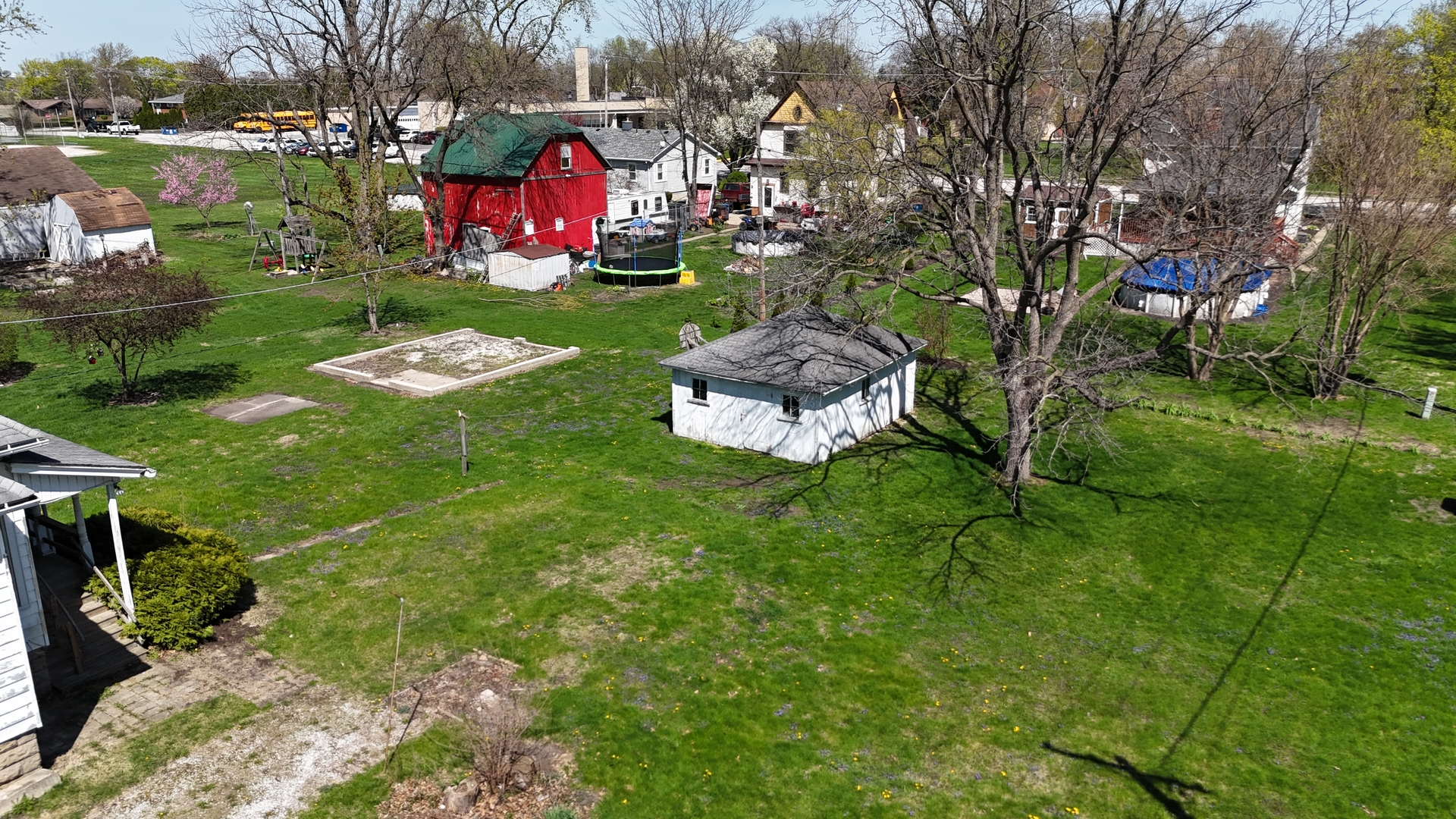 307 W Curtis Street