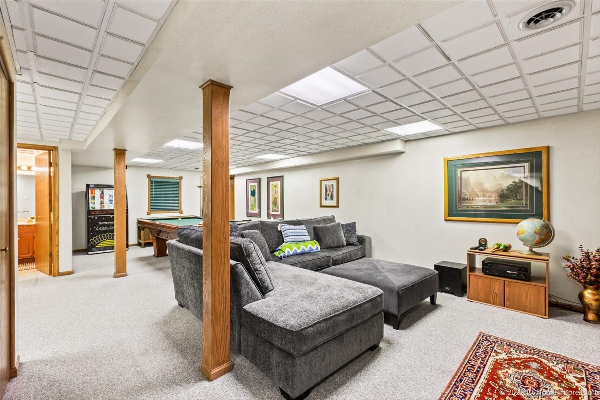 15007 Moorings Lane