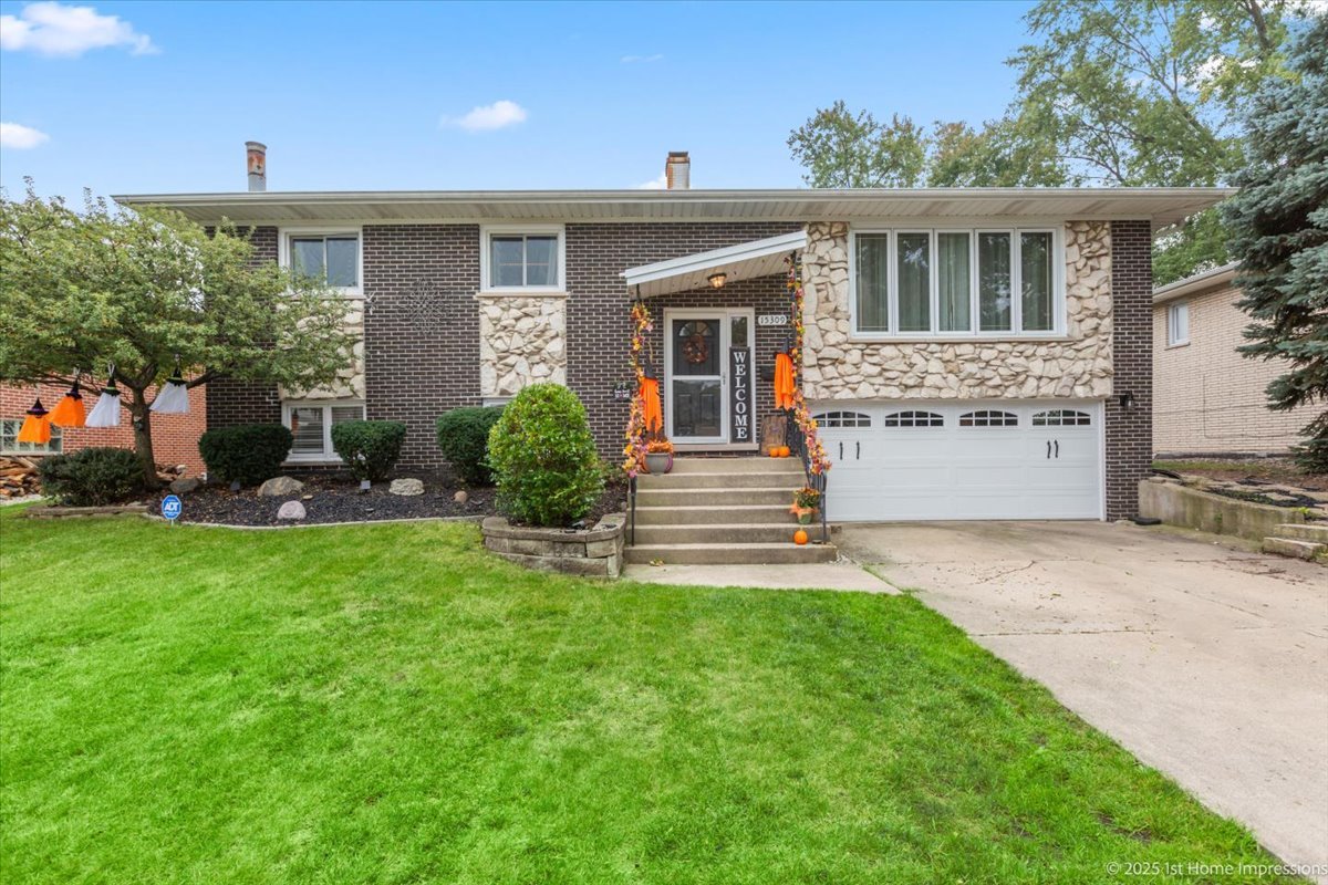 15309 Walnut Road