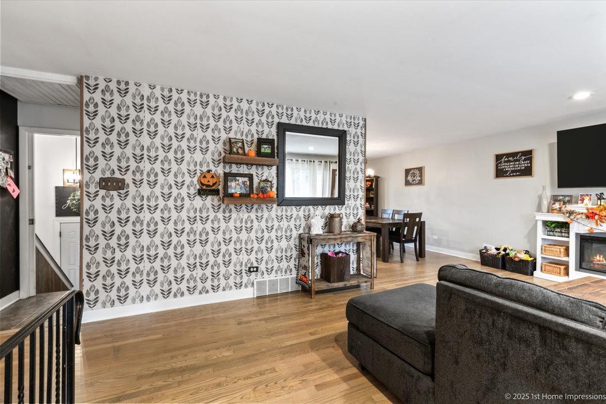 15309 Walnut Road