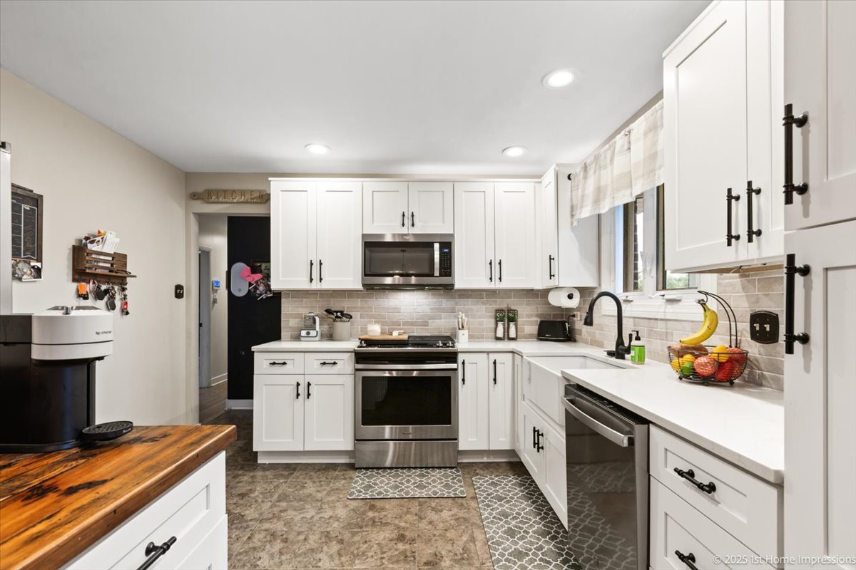 15309 Walnut Road