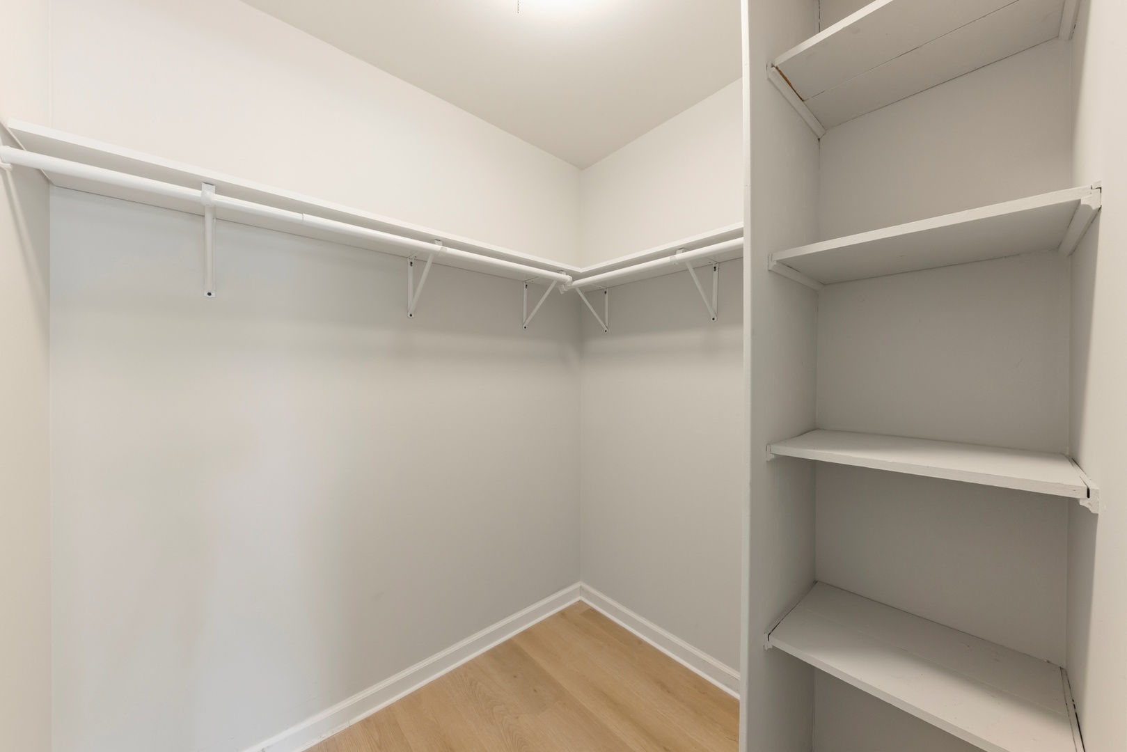 1150 E Jackson Street Unit: 1A