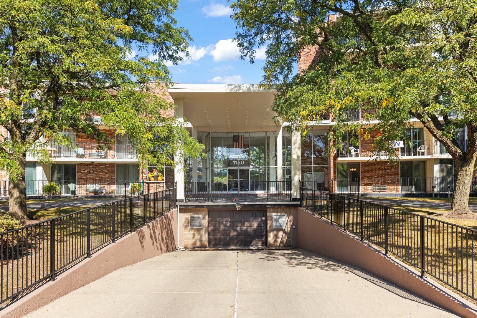 1150 E Jackson Street Unit: 1A