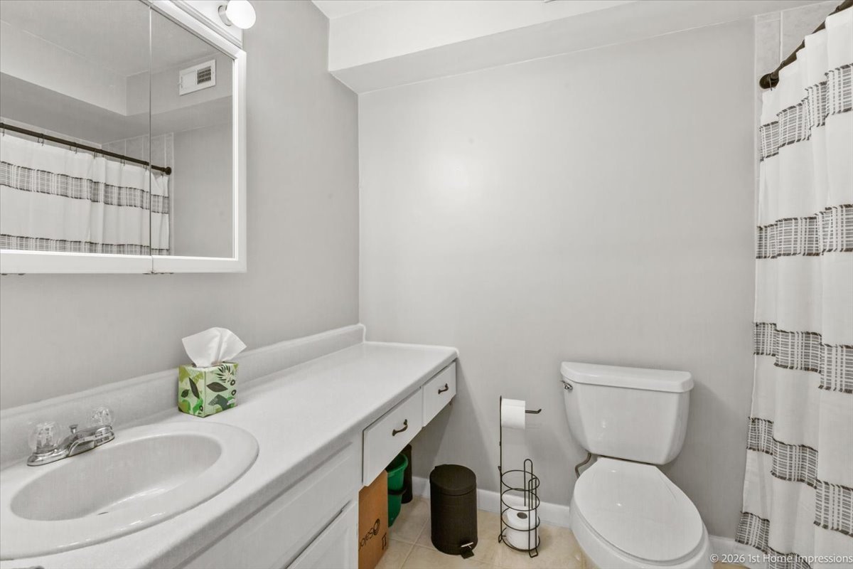 6770 181st Street Unit: 1412