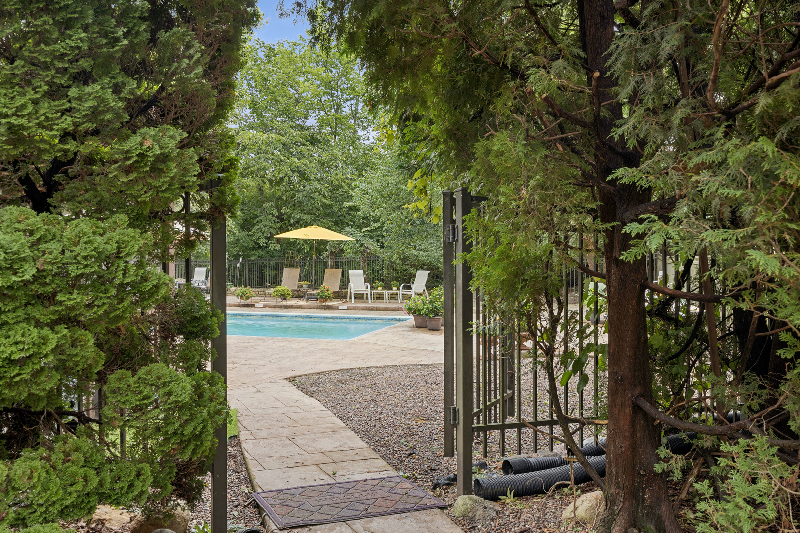 1214 Lantern Lane