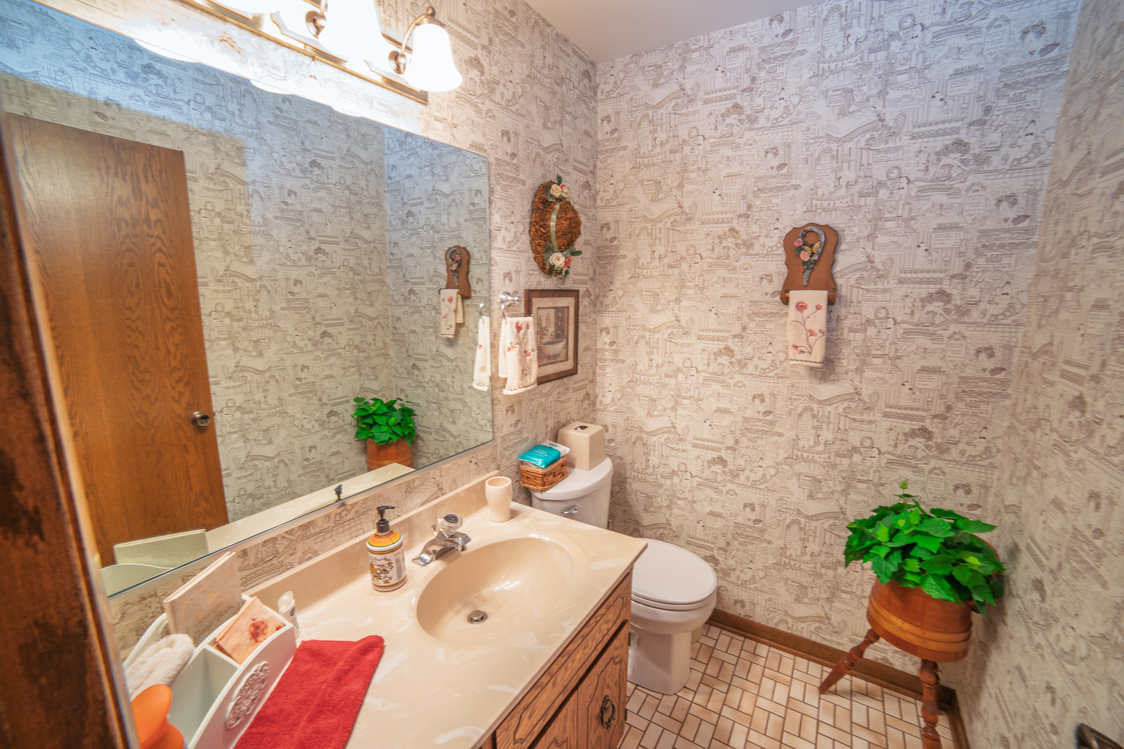 8252 Ashley Lane
