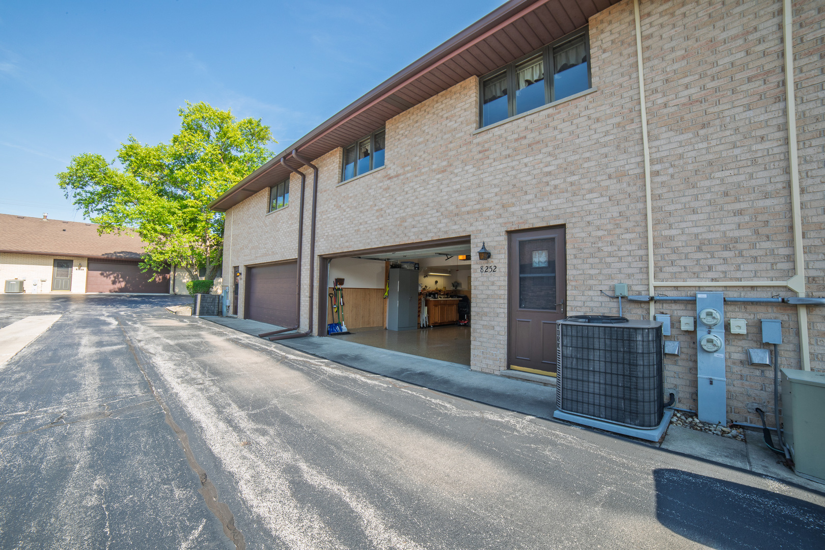 8252 Ashley Lane