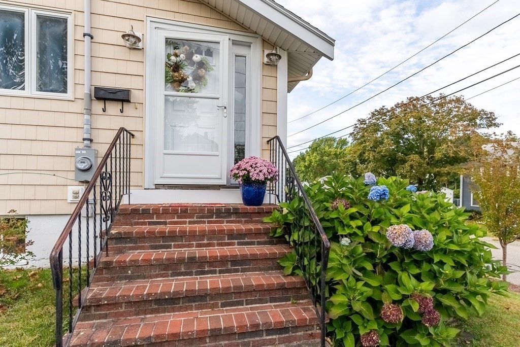 45 Shoreham St
