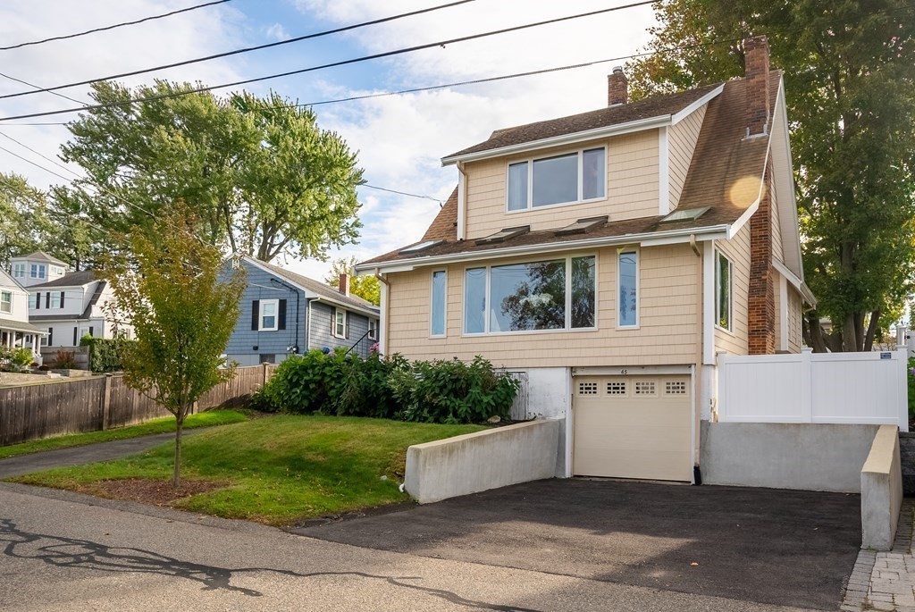 45 Shoreham St
