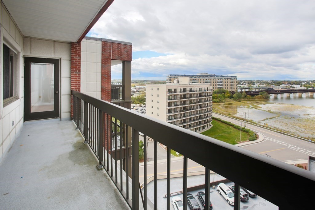 90 Quincy Shore Dr Unit: 812