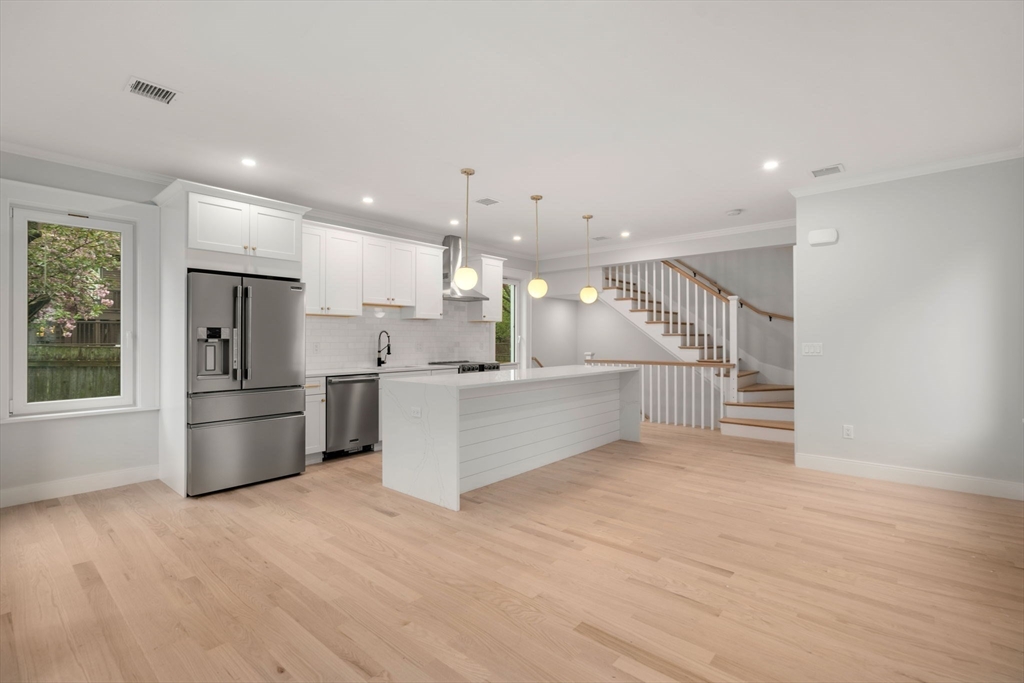 199-201 Copeland St. # 3