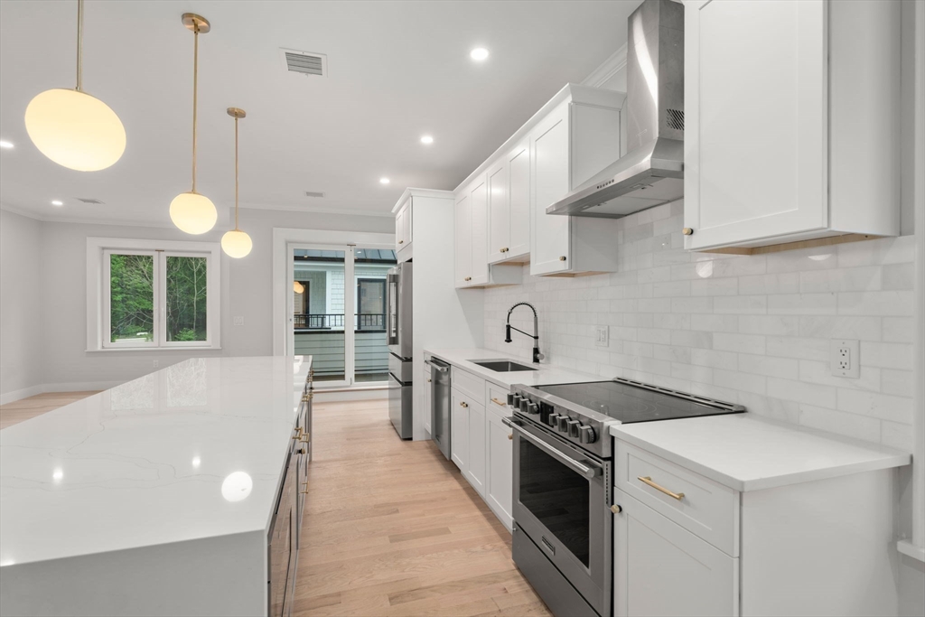 199-201 Copeland St. # 3