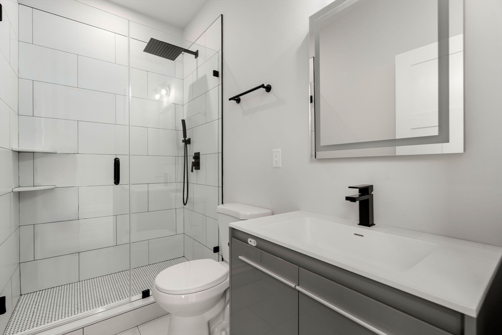 199-201 Copeland St. # 3