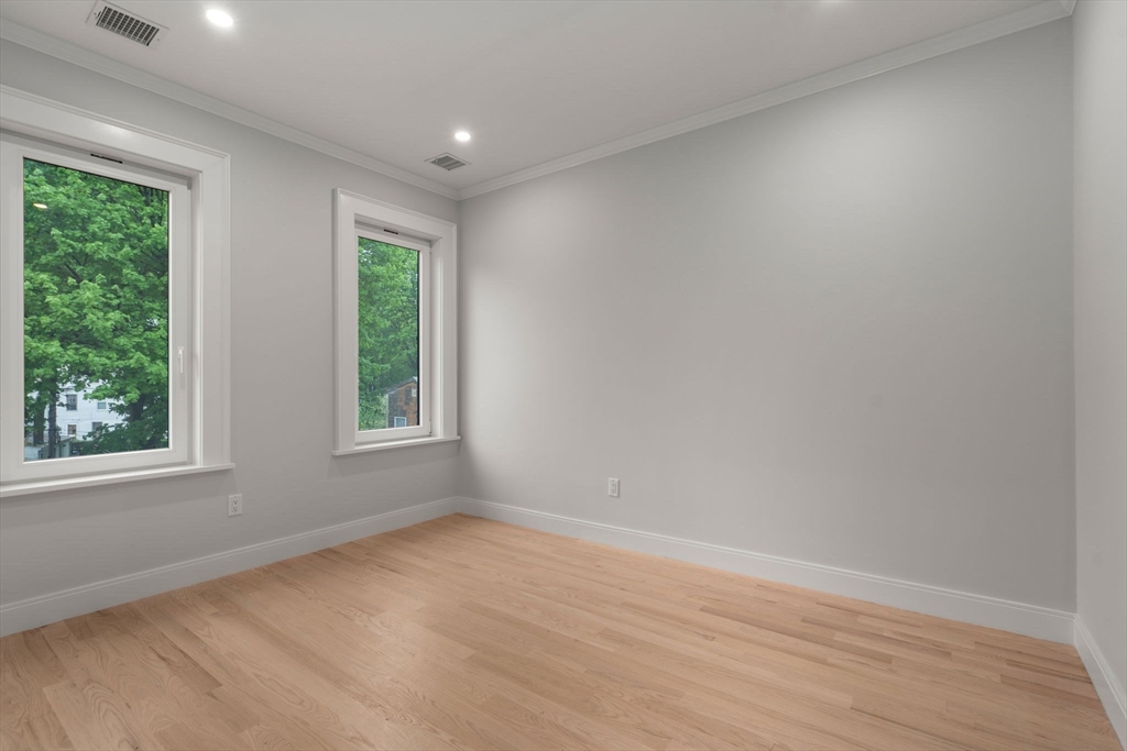 199-201 Copeland St. # 4