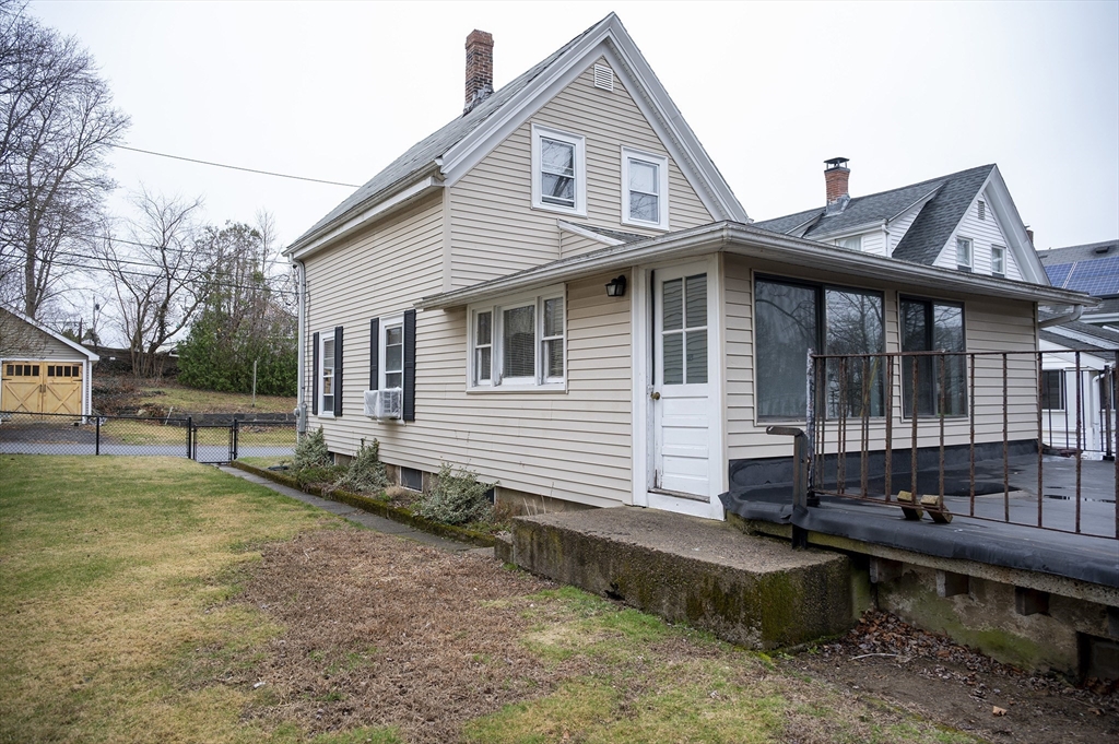 43 Phillips St