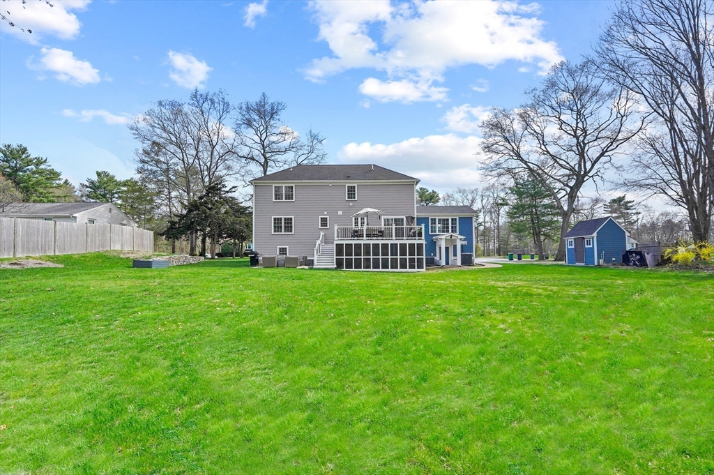 18 John Adams Dr