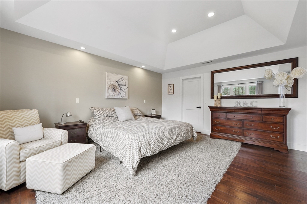 18 John Adams Dr