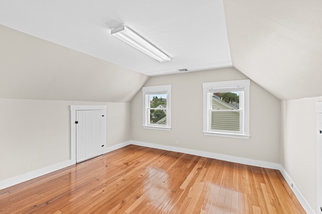 14 Maypole Rd, Quincy