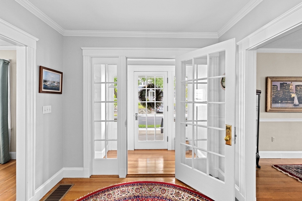 14 Maypole Rd, Quincy