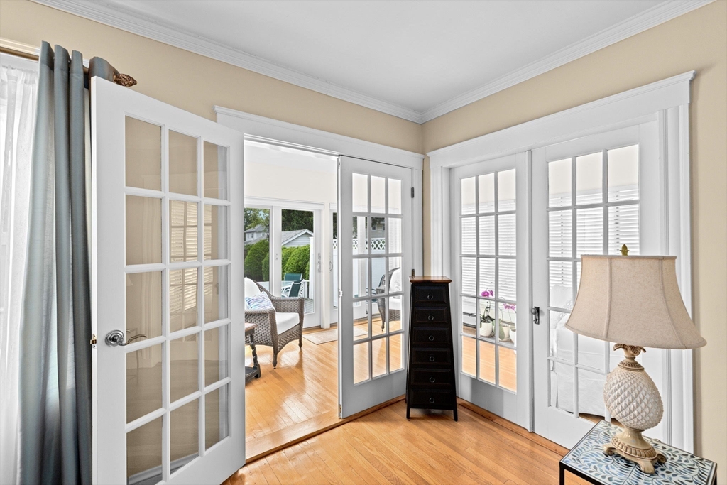 14 Maypole Rd, Quincy