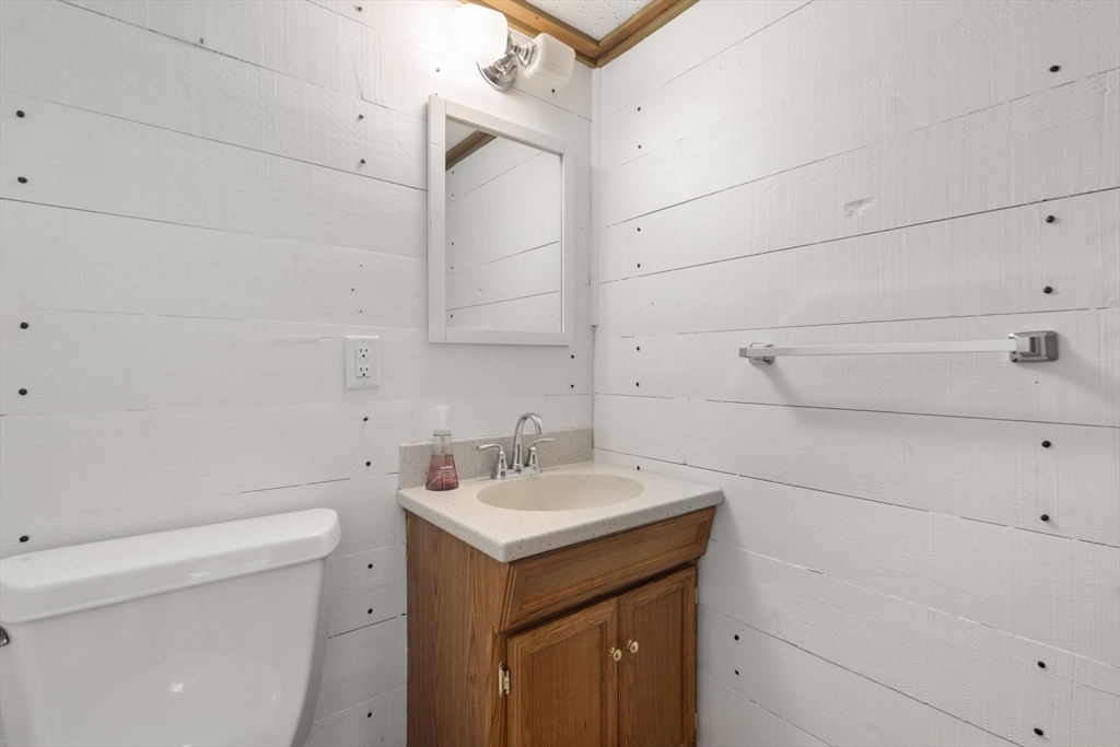 23 Loganberry Dr