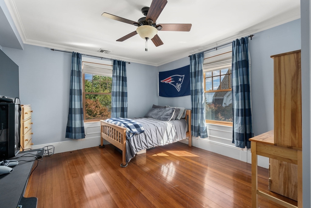 129 Grand View Ave