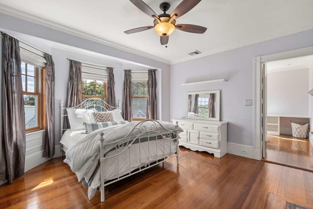 129 Grand View Ave