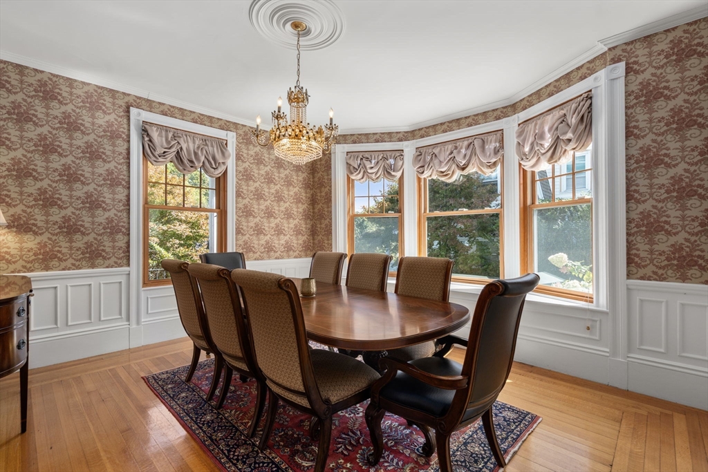 129 Grand View Ave