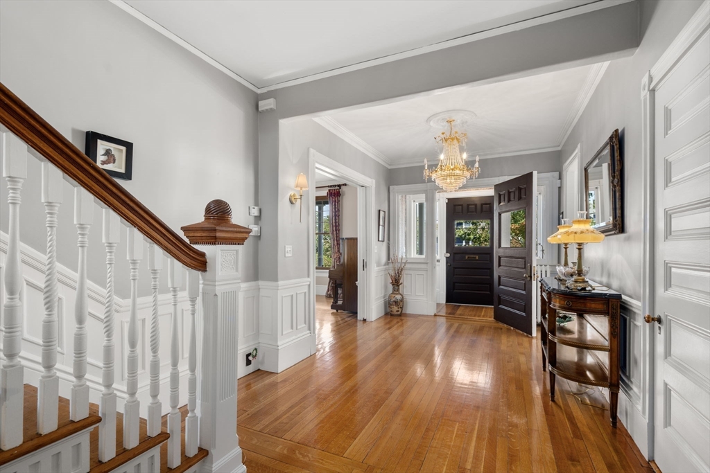 129 Grand View Ave